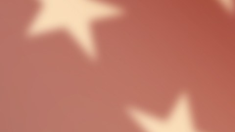 Dólar baja de valor