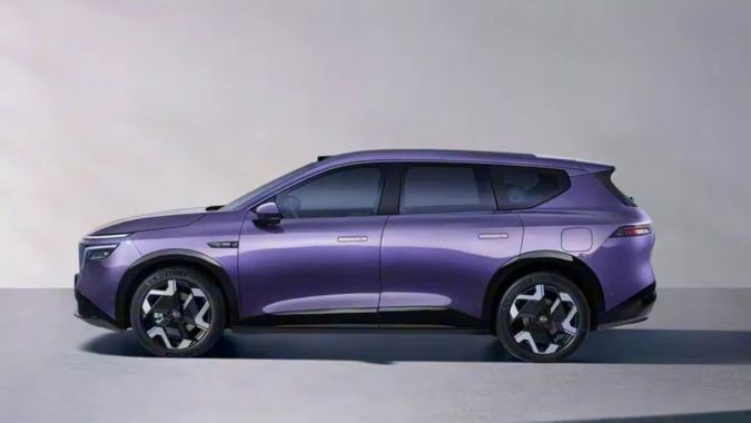 El Nissan NX8