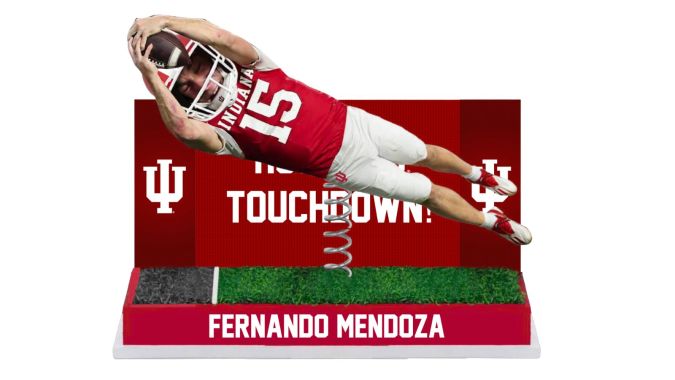 Imagen de la figura coleccionable tipo "bobblehead" del touchdown de Fernando Mendoza en la final colegial contra Miami.