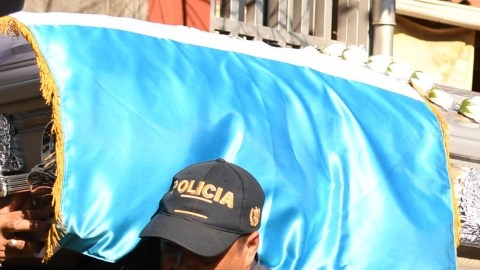 Funeral de policías