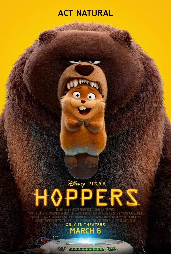 Póster oficial de Hoppers de Pixar con castor frente a oso - Estreno 6 de marzo 2026
