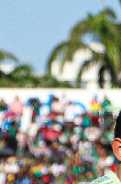 Germán Berterame celebra el gol con el que el Tri sacó el triunfo en Bolivia.