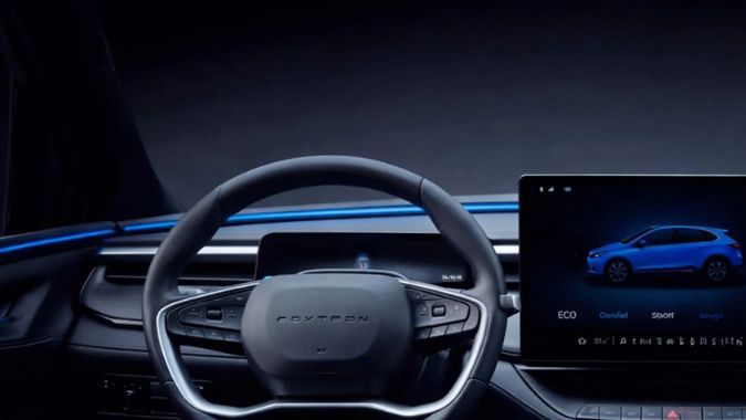 Interior del Foxtron Bria