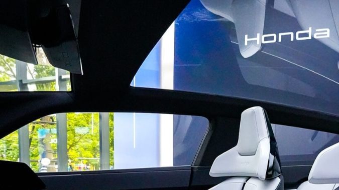 Interior del Honda 0 Saloon