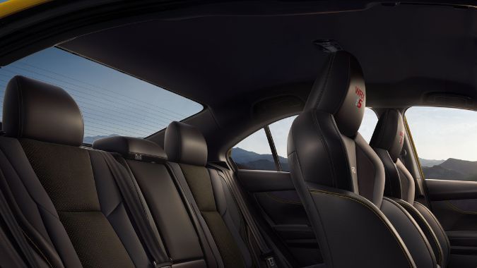 Interior del Subaru WRX 2026