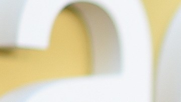 Selena Gomez lanza nuevo maquillaje de Rare Beauty con el audio viral "Hola, comadres"