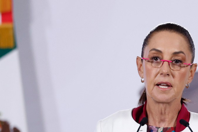 Sheinbaum pide “juicio justo” para Nicolás Maduro