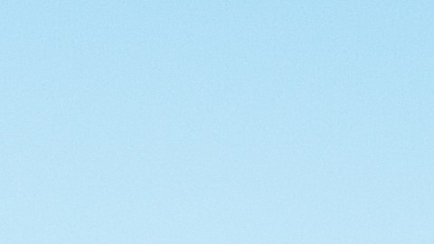 La mayoría de la población es inuit, descendientes de pueblos originarios que llegaron desde Siberia alrededor del año 1300.