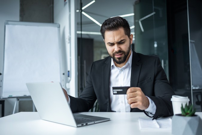 tarjeta y cuenta bloqueadas