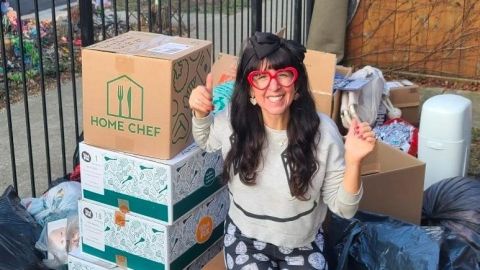 "Soy la madre que los migrantes necesitaban": la simpatizante de Trump que ayuda a migrantes venezolanos para evitar que los deporten