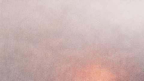 Hombre con sobrepeso sentado en su casa mostrando signos de estrés, relacionado con cortisol y grasa abdominal