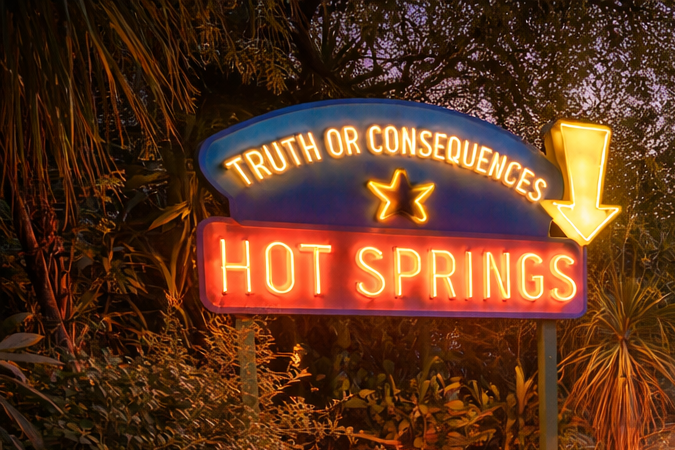 Aguas termales en Truth or Consequences, Nuevo México, destino ideal para una escapada corta desde El Paso