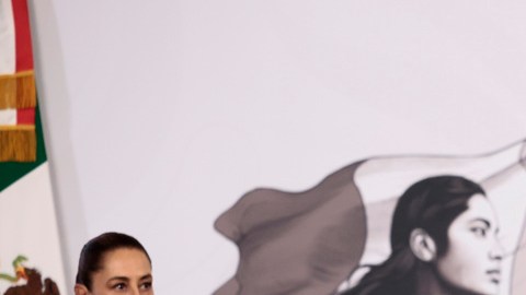 Seguimiento a pareja sentimental de “El Mencho” llevó a su localización y captura, asegura el Secretario de Defensa de México