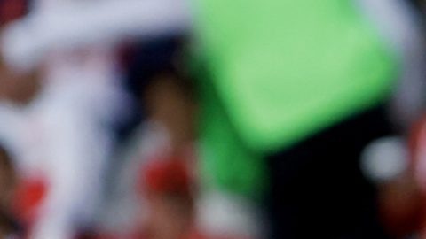 MEX5780. CIUDAD DE MÉXICO (MÉXICO), 28/02/2026.- José Rangel de Guadalajara controla el balón este sábado, en un partido de la Liga MX entre Toluca y Guadalajara en el estadio Nemesio Diez, en Toluca (México). EFE/ Felipe Gutiérrez