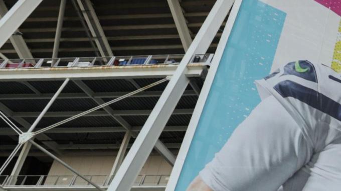 Santa Clara (United States), 07/02/2026.- Super Bowl LX posters are on display outside Levis Stadium in Santa Clara, California, USA, 06 February 2026. The AFC Champion New England Patriots face the NFC Champion Seattle Seahawks in Super Bowl LX at Levi's Stadium in Santa Clara, California, USA, on 08 February 2026. EFE/EPA/CHRIS TORRES