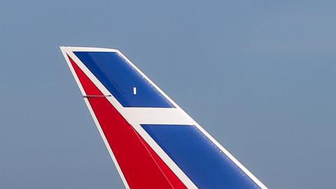 Cuba se queda sin combustible para aviones
