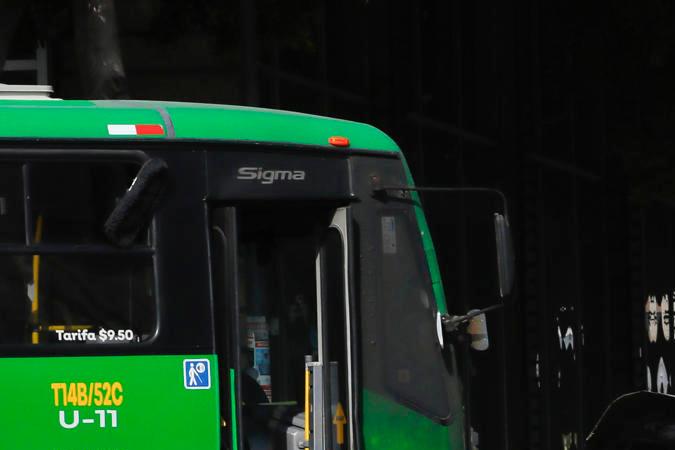 Decenas de personas murieron tras la ola de violencia desatada en varios estados de México tras la muerte de "El Mencho".