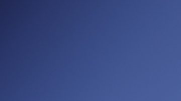 Un nuevo libro afirma que México utiliza sus consulados para adoctrinar a inmigrantes.