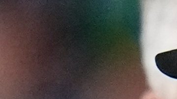 Mike Macdonald besa el trofeo Vince Lombardi.