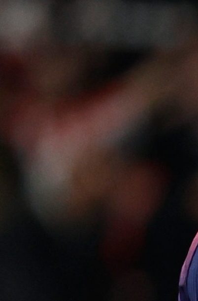 Roony Bardghji en lamento tras la derrota.