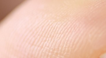 ¿Llegaste a los 40 años?: la FDA aprobó el primer colirio de doble acción para tratar la presbicia