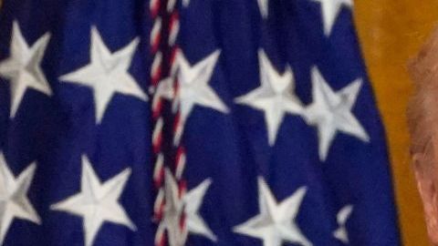 Donald Trump elevó al 15% el arancel globlal frente al 10% que ya había anunciado.
