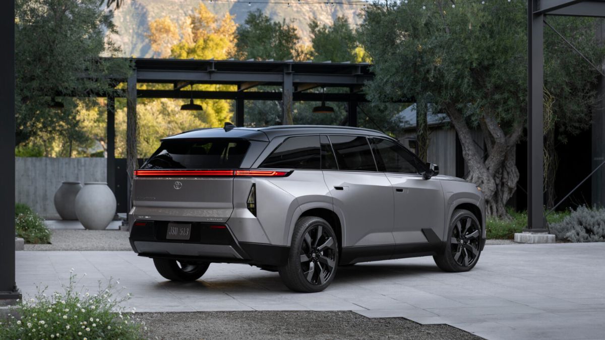 Toyota Grand Highlander 2027 apuesta por la aventura con la versión Woodland