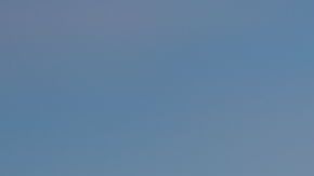 El senador Alex PAdilla busca que Trump devuelva los aranceles ilegalmente cobrados a la ciudadanía.