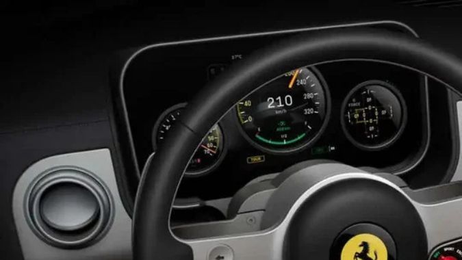 Interior del Ferrari Luce