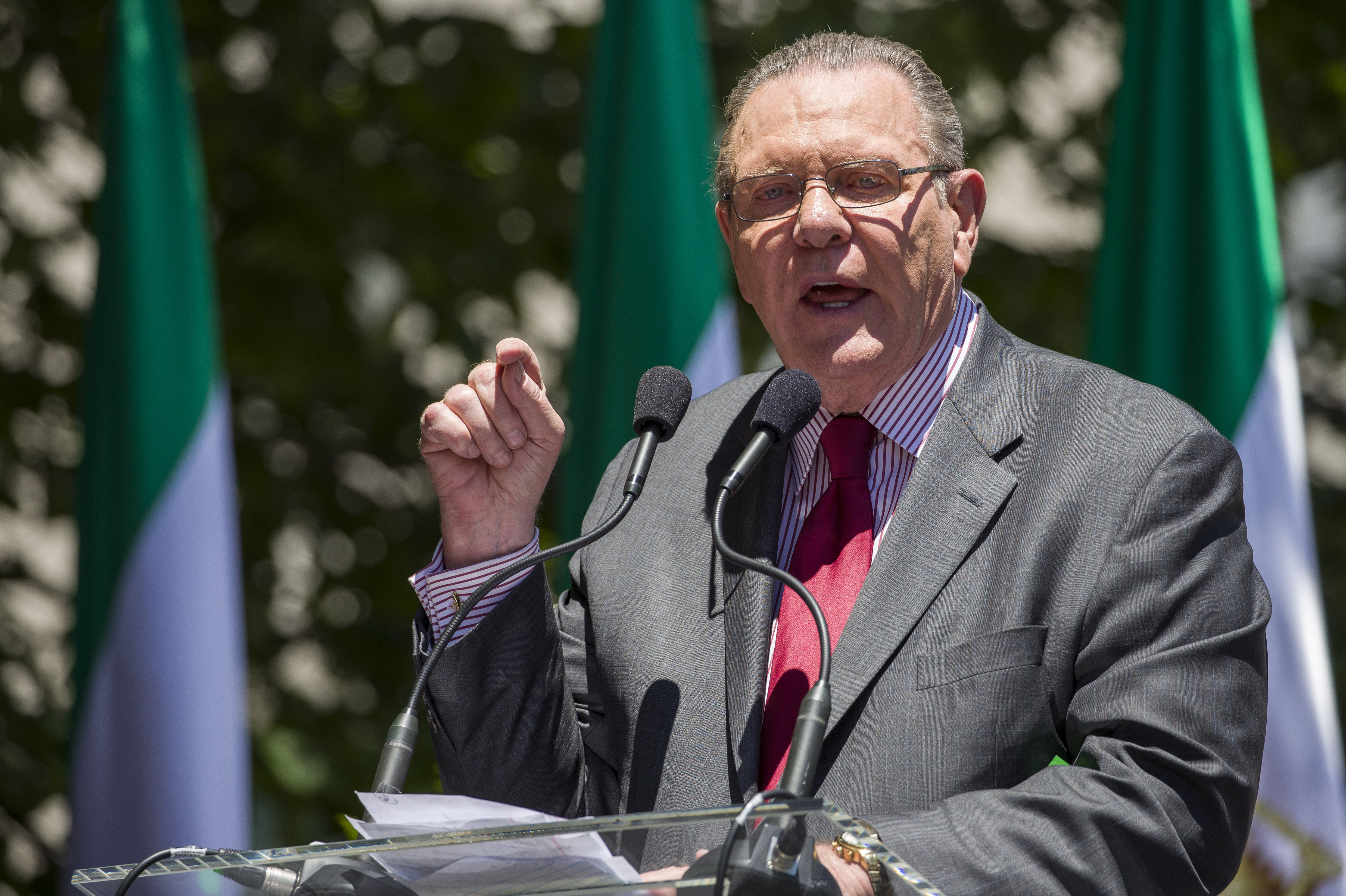 General Jack Keane predice una “formidable” acción militar contra Irán si Trump aprieta el ...