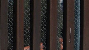 Migrantes detenidos en la frontera