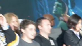 Robert Downey Jr en la premiere de Los Vengadores