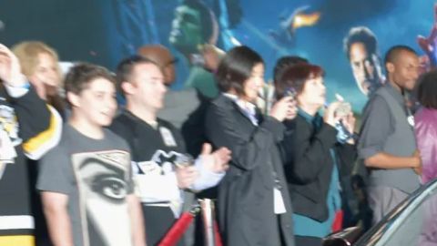 Robert Downey Jr en la premiere de Los Vengadores