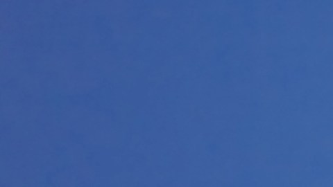 Samsung decidió trasladar los imanes para carga inalámbrica a las fundas de los Galaxy S26 para intentar reducir su grosor