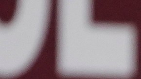 Sydney Sweeney se le ve tomada de la mano de Scooter Braun después de su polémica frase