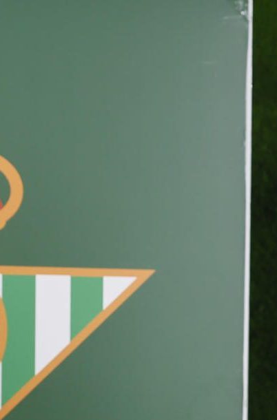 Fidalgo recientemente firmó con el Real Betis.