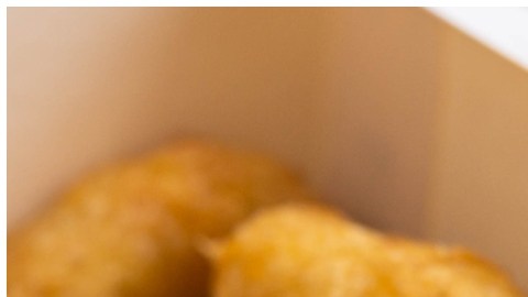 Los beneficiarios recibirán una lata de caviar de esturión siberiano y una tarjeta de regalo de $25 dólares para comprar McNuggets, entre otras sorpresas.