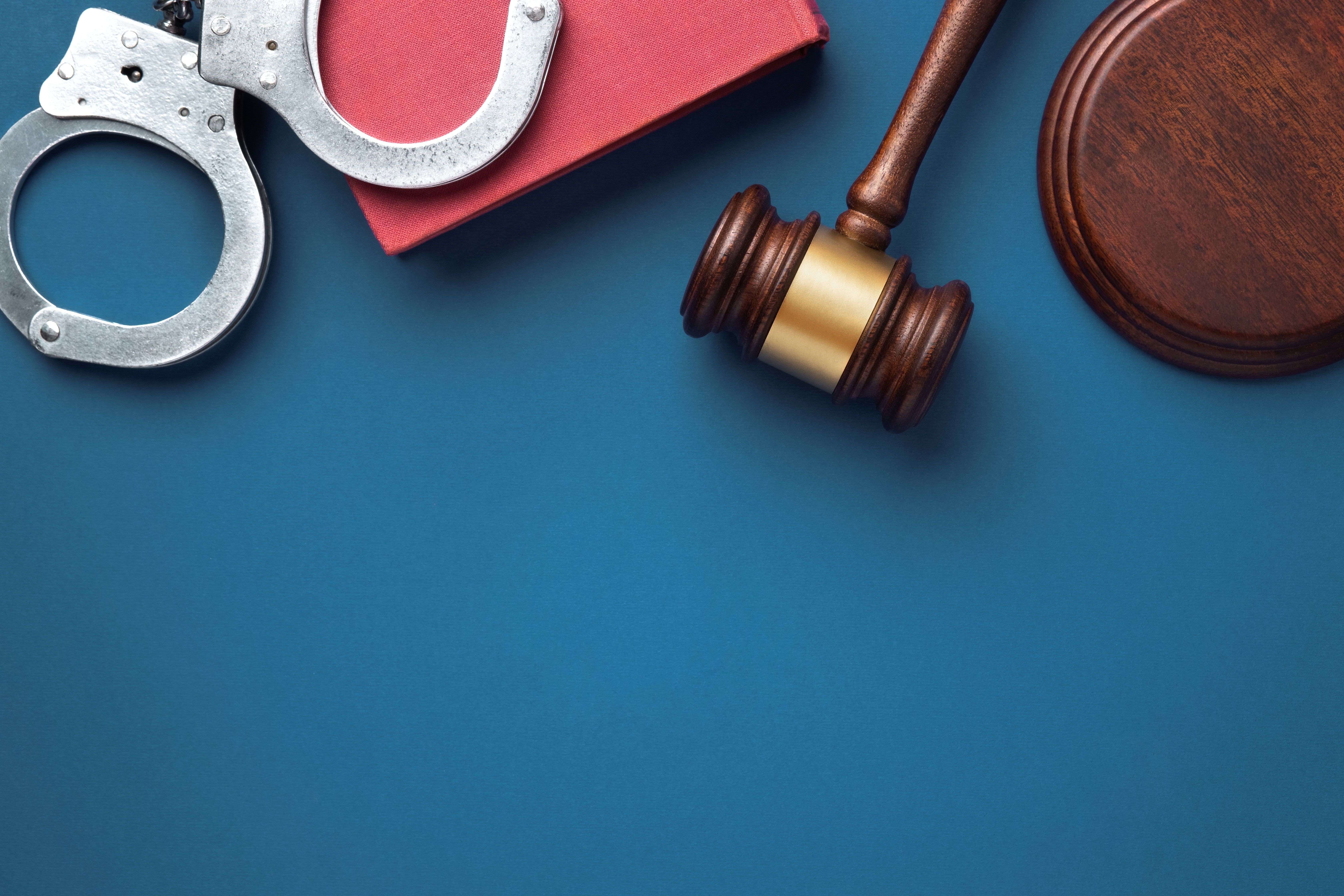 Demanda acusa a hospital de dar de alta a dentista que asesinó a su exnovia y se suicidó en Connecticut