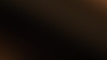 Un video difundido por medios locales muestra a Snype abalanzándose sobre McKnight en un pasillo del tribunal y propinándole múltiples golpes y patadas