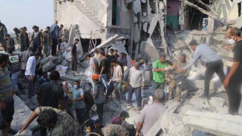 Al menos 148 personas murieron en una escuela de niñas atacada por EE.UU. e Israel, según Irán