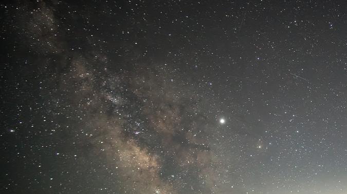 Las enanas rojas, que constituyen cerca del 75 % de las estrellas de la Vía Láctea, resultaron ser los entornos más problemáticos para la detección de posibles tecnosignaturas alienígenas.