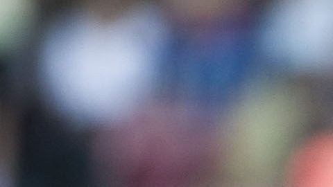 Joan Laporta y Lionel Messi sotienen el trofeo de LaLiga que ganó el Barcelona en la campaña 2009-2010.