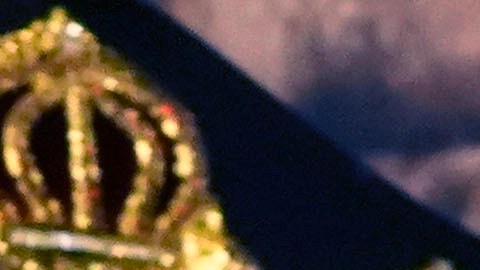 Eddy Reynoso (izq), manager y entrenador del Canelo confirmó que por ahora se mantiene la sede del evento