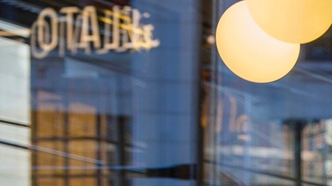 Los pequeños negocios impulsados por inmigrantes enfrentan nuevos retos crediticios.