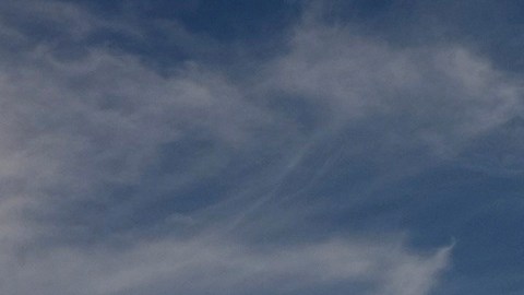 El DHS está deportando a inmigrantes a terceros países.