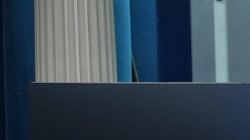 La portavoz de la Casa Blanca, Karoline Leavitt, confirmó que las deportaciones son contra cualquier indocumentado.