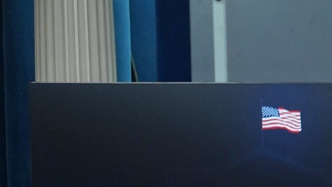 La portavoz de la Casa Blanca, Karoline Leavitt, confirmó que las deportaciones son contra cualquier indocumentado.