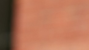 Estudio revela que adolescentes revisan sus teléfonos inteligentes más de 140 veces durante jornada escolar