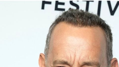 Bad-Bunny-y-Tom-Hanks