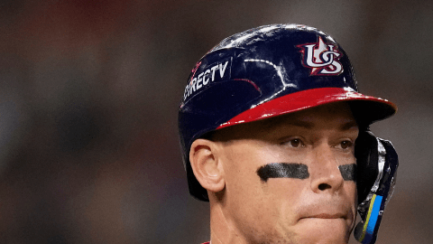 El béisbol se paraliza con el enfrentamiento de Estados Unidos y República Dominicana por un pase a la final.